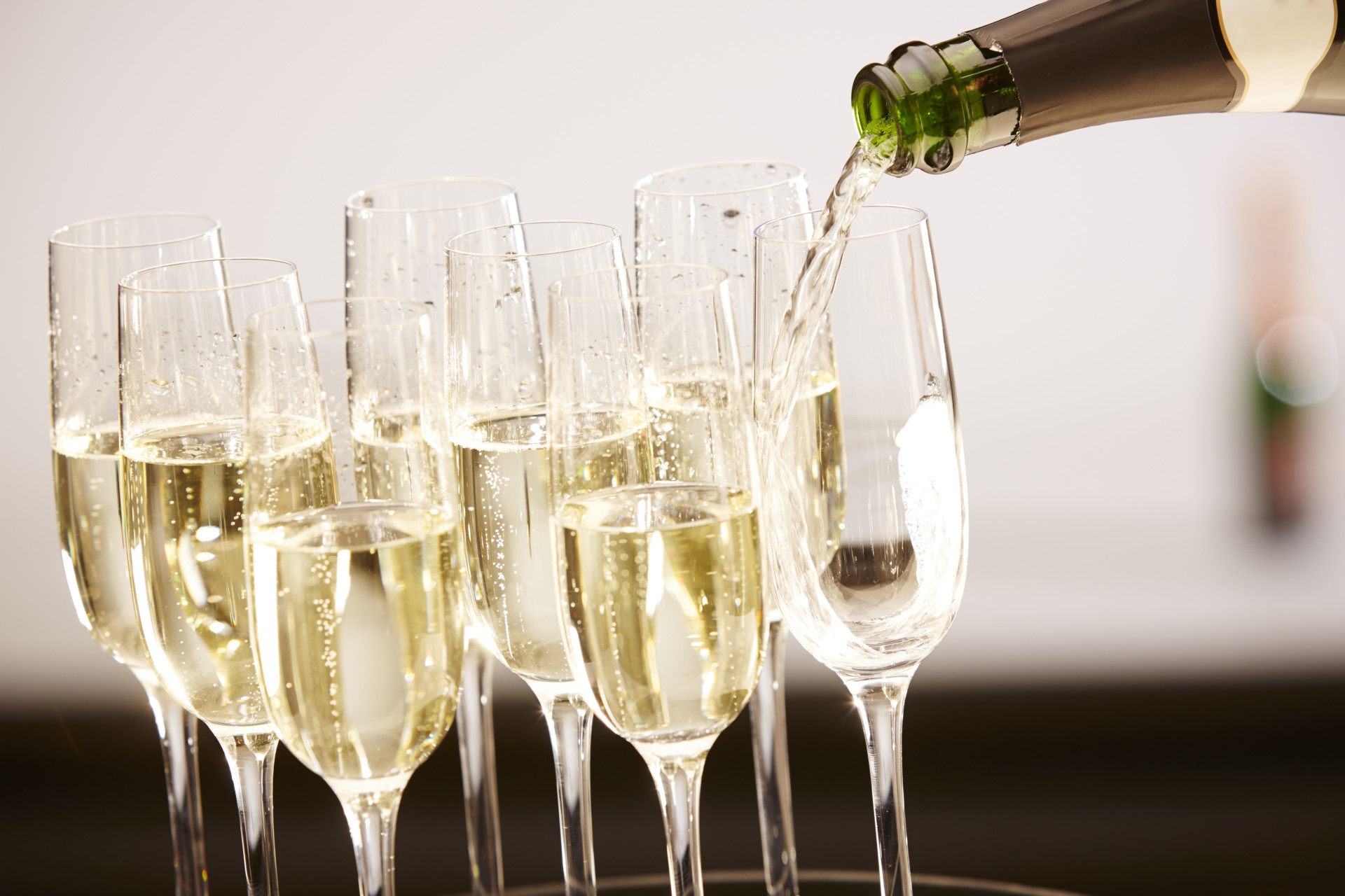 Cocktails-Luxury-Cruising-Event-image.jpg